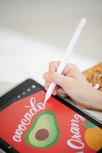 Read more about the article Apple Pencil: The Ultimate Tool for Creative Expression